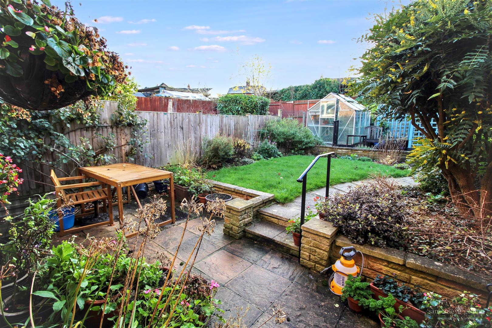 Newbery Close, Tilehurst, Reading